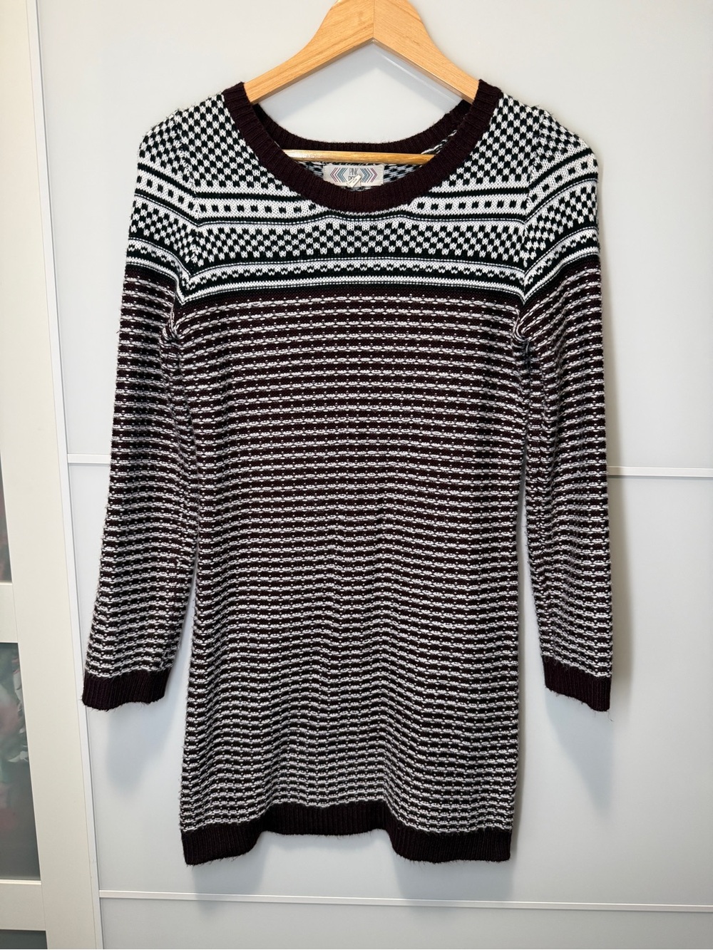 💸CLEARANCE 4/$15💸 Pink Rose Maroon & Black White Striped Knit Dress